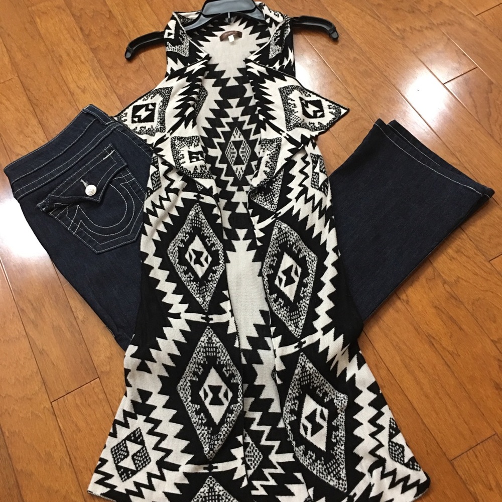 Sweater Vest Black/White (Cream), Size: S/M